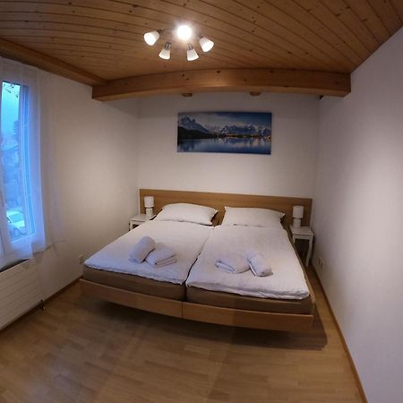 Fine&Pine Center Apartment Matten bei Interlaken Buitenkant foto