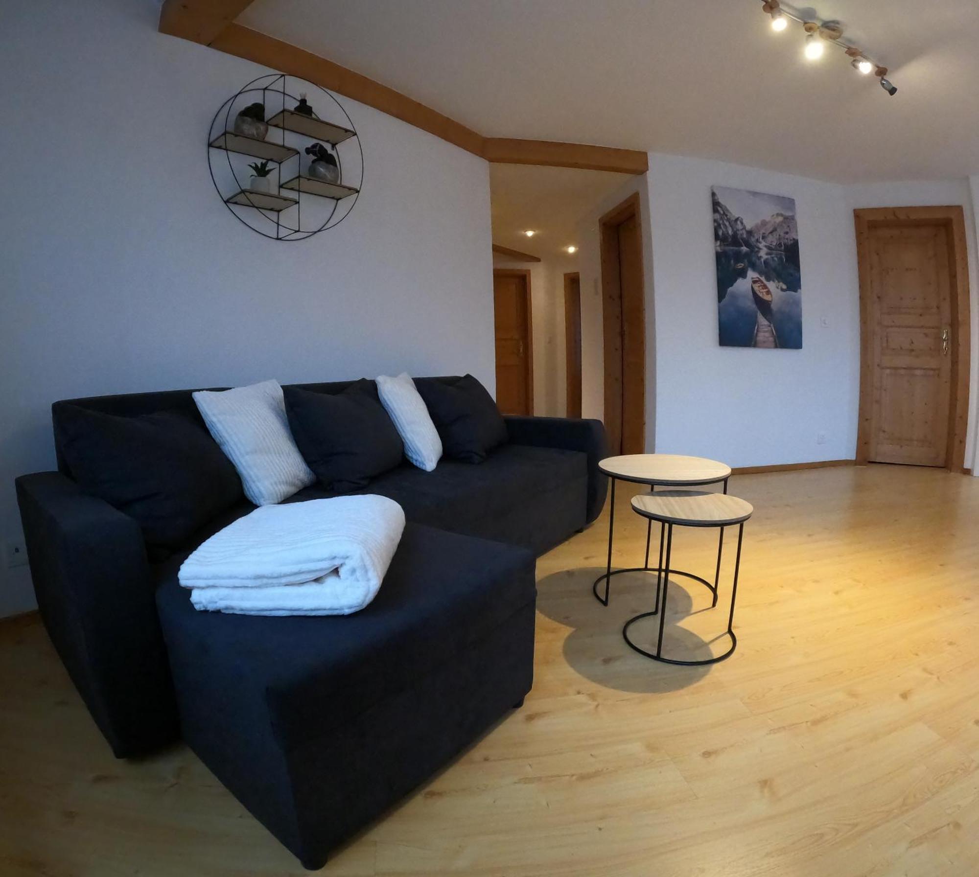 Fine&Pine Center Apartment Matten bei Interlaken Buitenkant foto