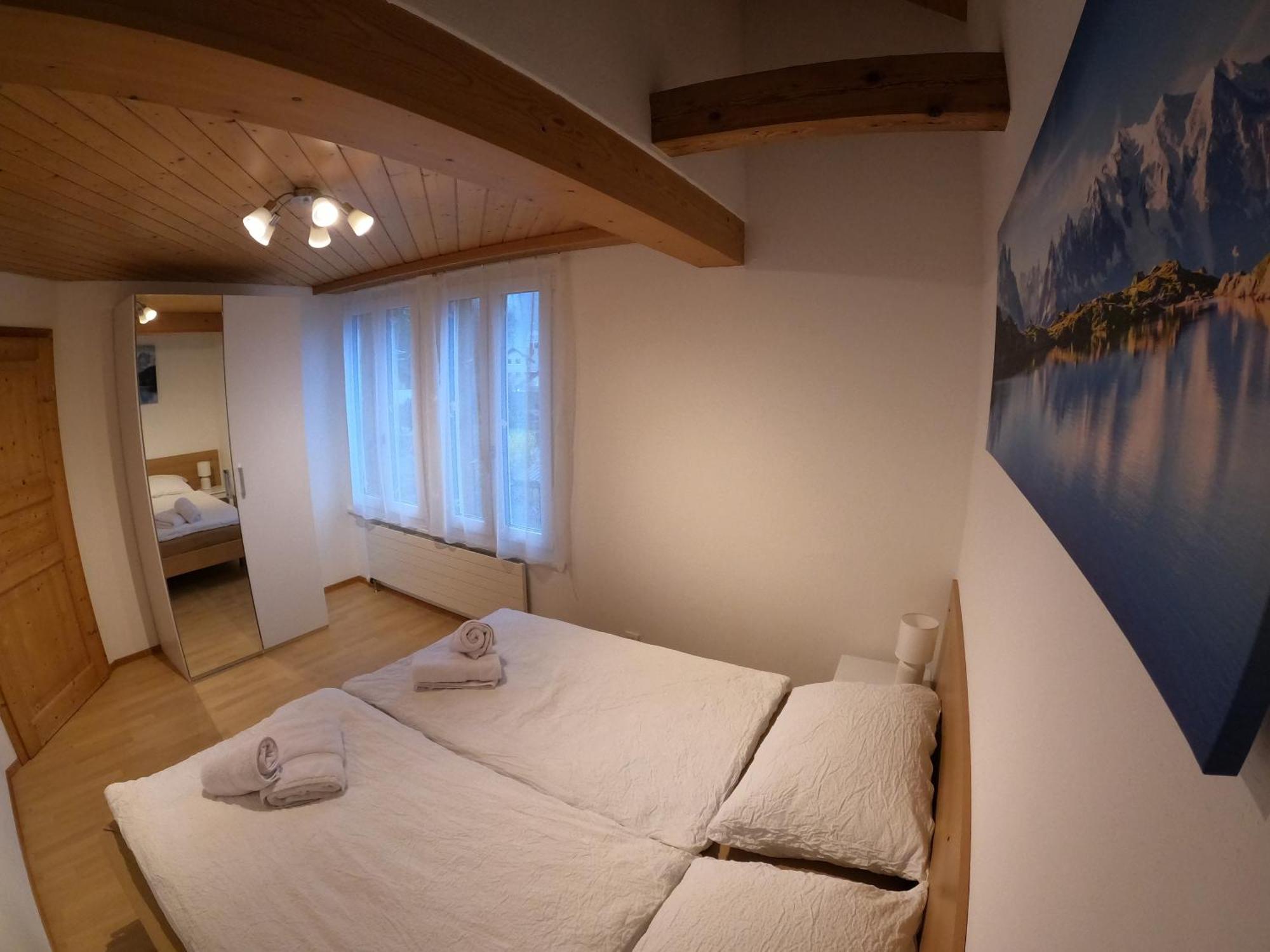 Fine&Pine Center Apartment Matten bei Interlaken Buitenkant foto