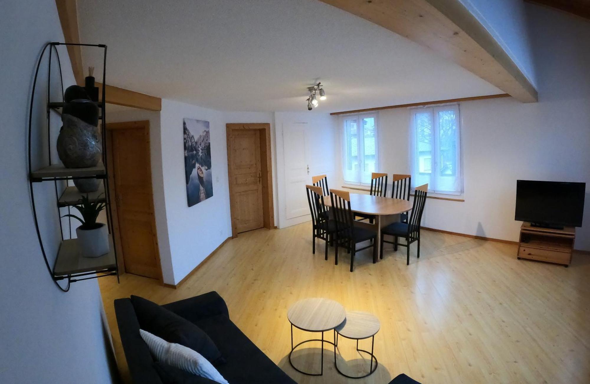 Fine&Pine Center Apartment Matten bei Interlaken Buitenkant foto